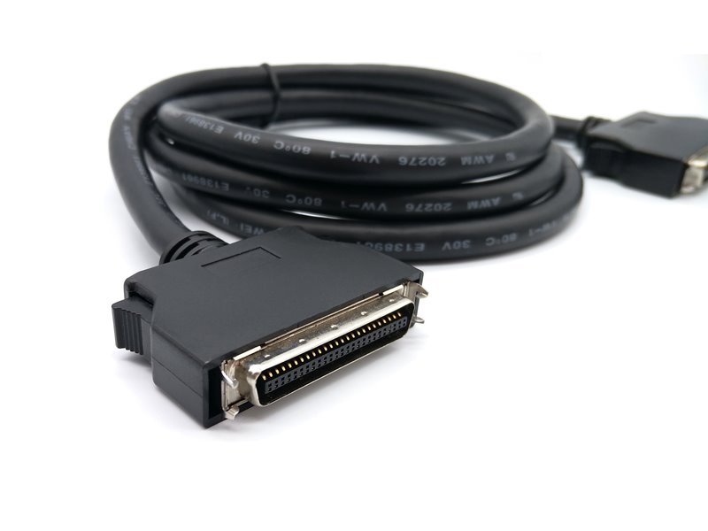 SCSI 50P Hook Type Kabel