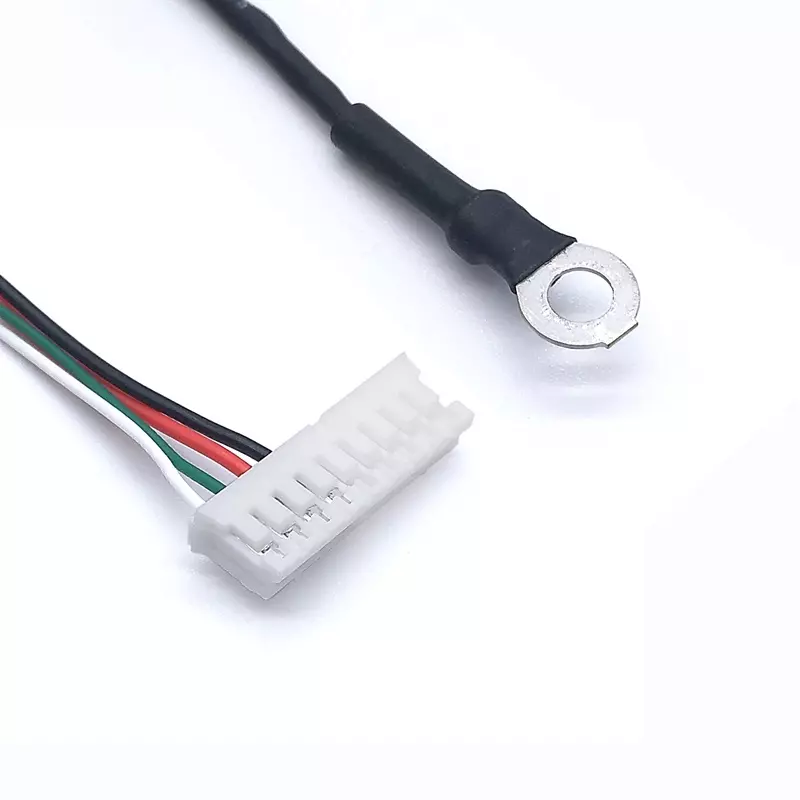 USB 2.0 Typ A mit Ringkabelschuh und 2,0-mm-Stecker. Kabel anpassen