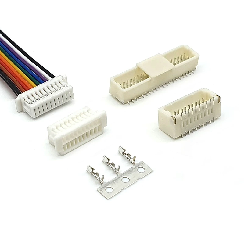 R8400 Series 1.00mm Crimp Housing dual row PBT UL 94V-0